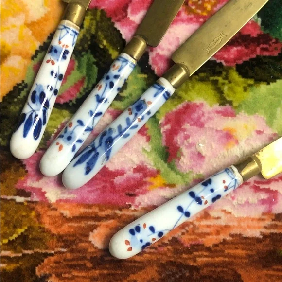 Vintage Set of 5 Floral Ceramic Handle Bronze Fruit Knives by Rheingold - Picture 4 of 7